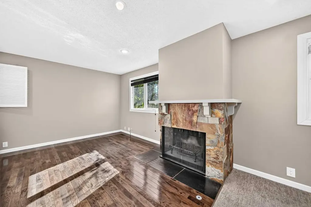 448 Strathcona Drive SW Calgary AB T3H 1M3