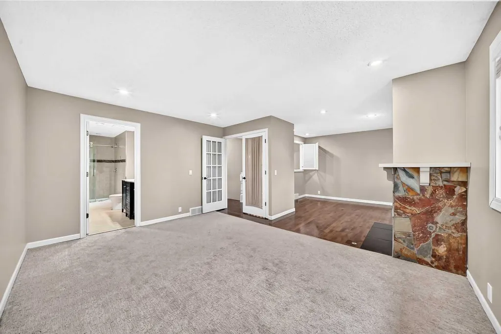 448 Strathcona Drive SW Calgary AB T3H 1M3