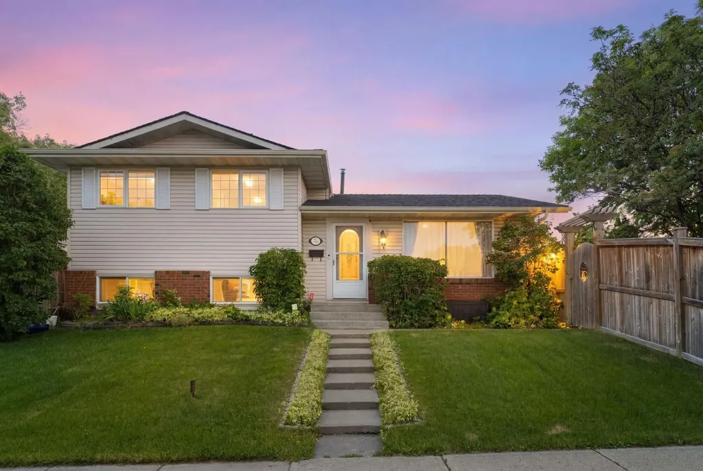 76 Pinebrook Close NE Calgary AB T1Y 3X5