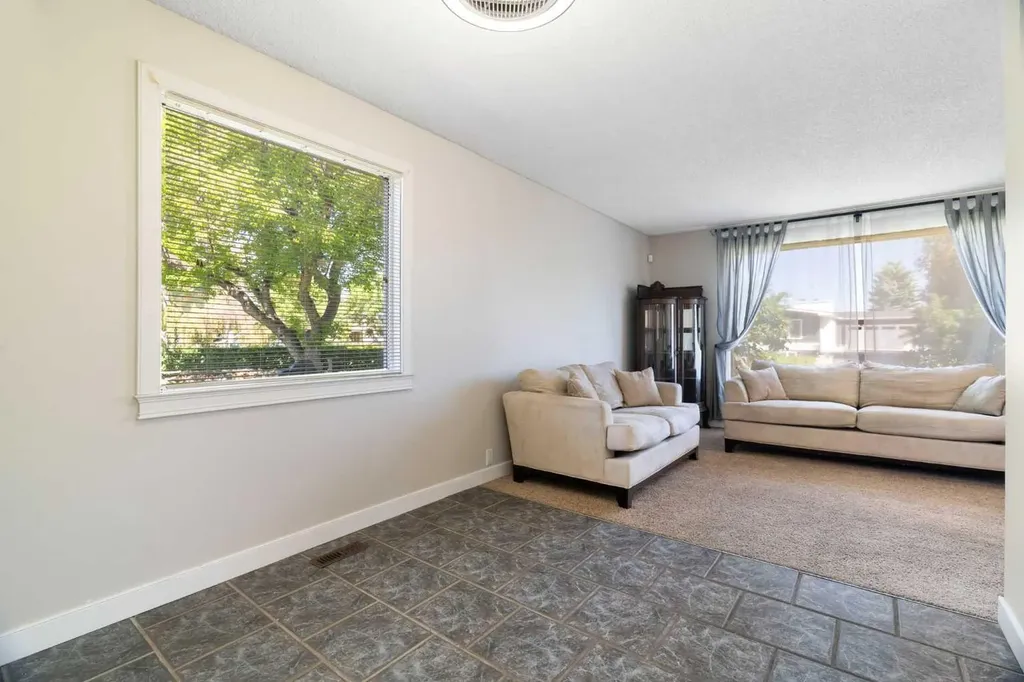 76 Pinebrook Close NE Calgary AB T1Y 3X5
