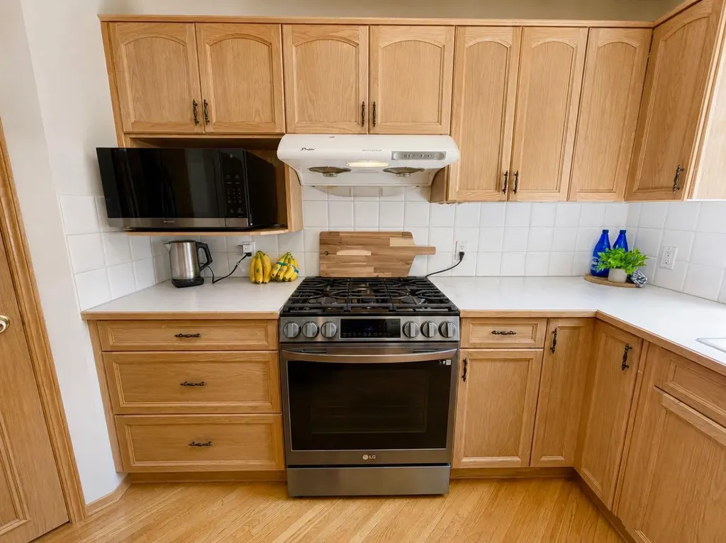 513 Sierra Madre Court SW Calgary AB T3H 3H5