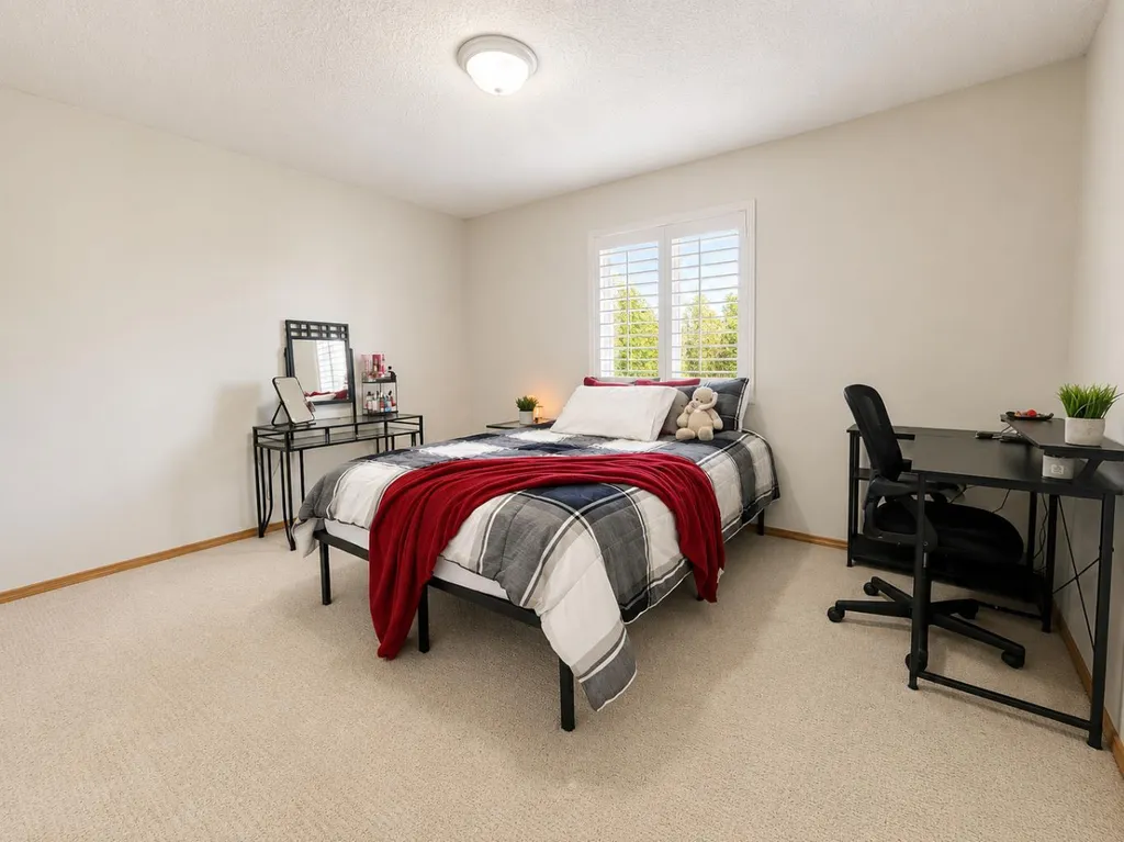 513 Sierra Madre Court SW Calgary AB T3H 3H5