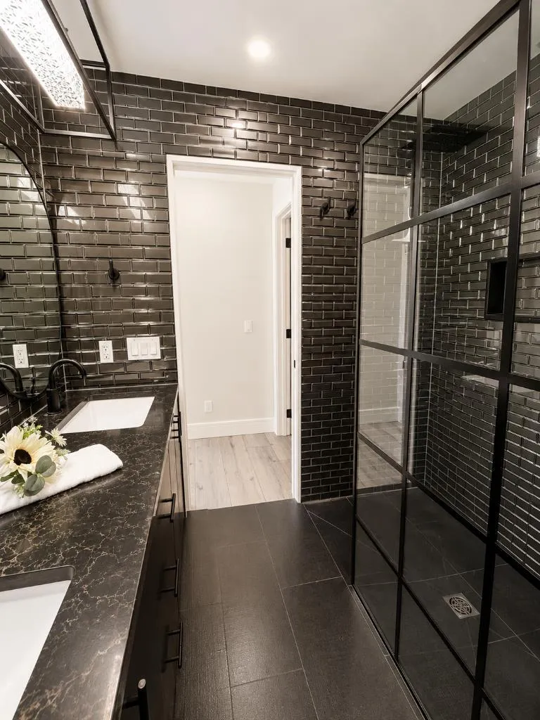 513 Sierra Madre Court SW Calgary AB T3H 3H5