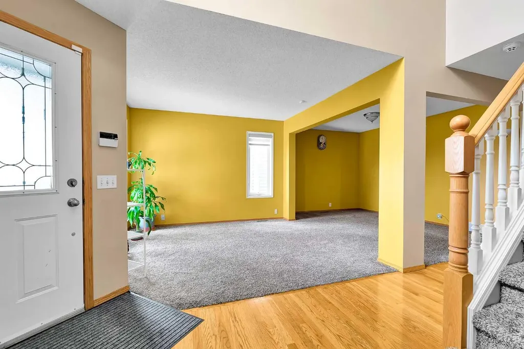 332 Harvest Hills Drive NE Calgary AB T3K 4H7