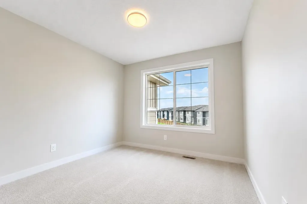 124 Waterford Way Chestermere AB T1X3A2