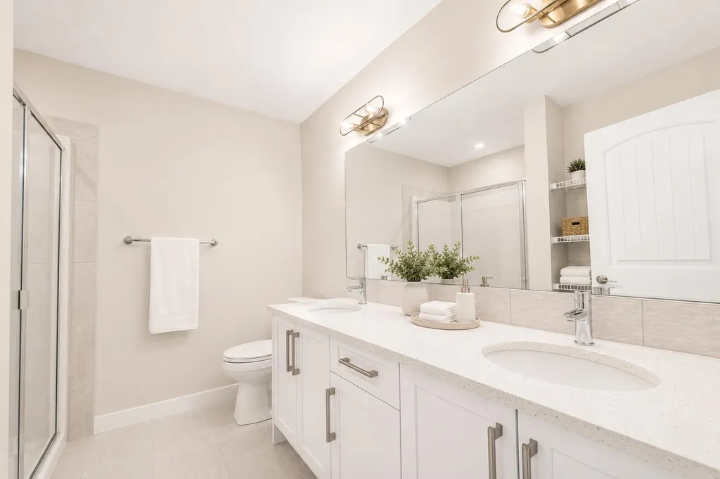 124 Waterford Way Chestermere AB T1X3A2