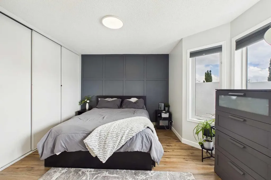 58 Hidden Crescent NW Calgary AB T3A 5L4
