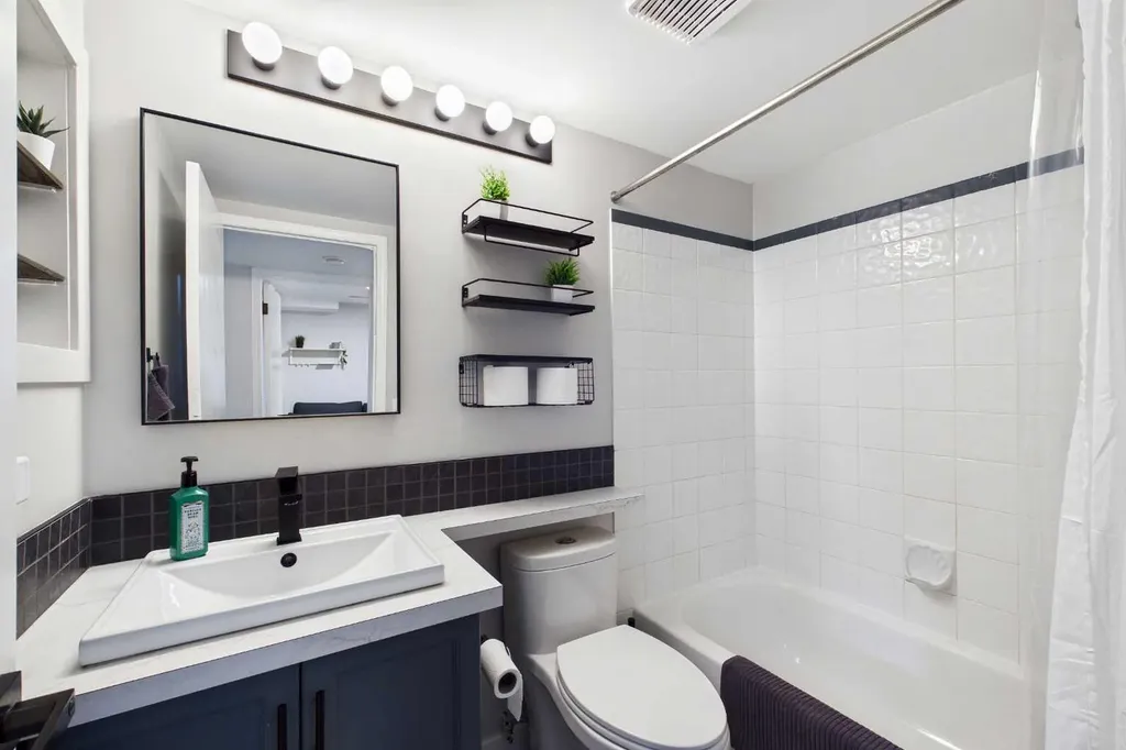 58 Hidden Crescent NW Calgary AB T3A 5L4