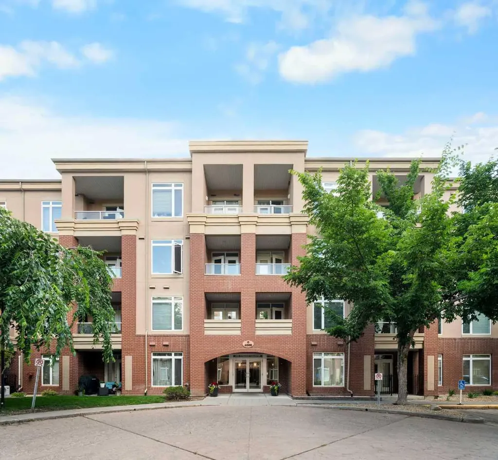 24 Hemlock Crescent SW Calgary AB T3C2Z1