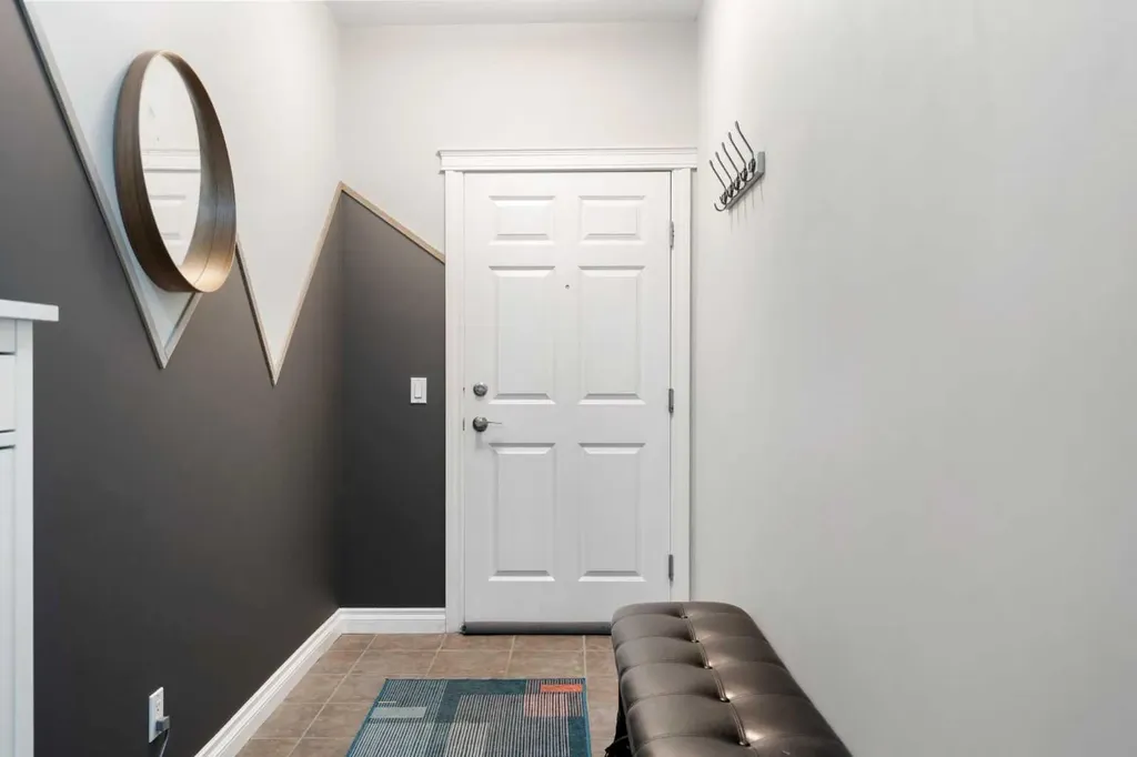 24 Hemlock Crescent SW Calgary AB T3C2Z1