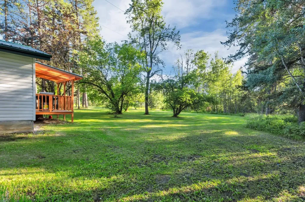 394051 Range Road 6-5 Rural Clearwater County AB T4T 1V5