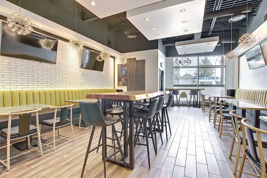 120 Edmonton Trail Calgary AB T2E6W2