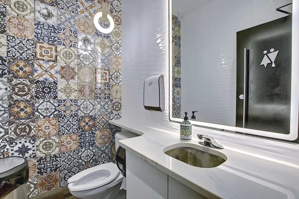 120 Edmonton Trail Calgary AB T2E6W2