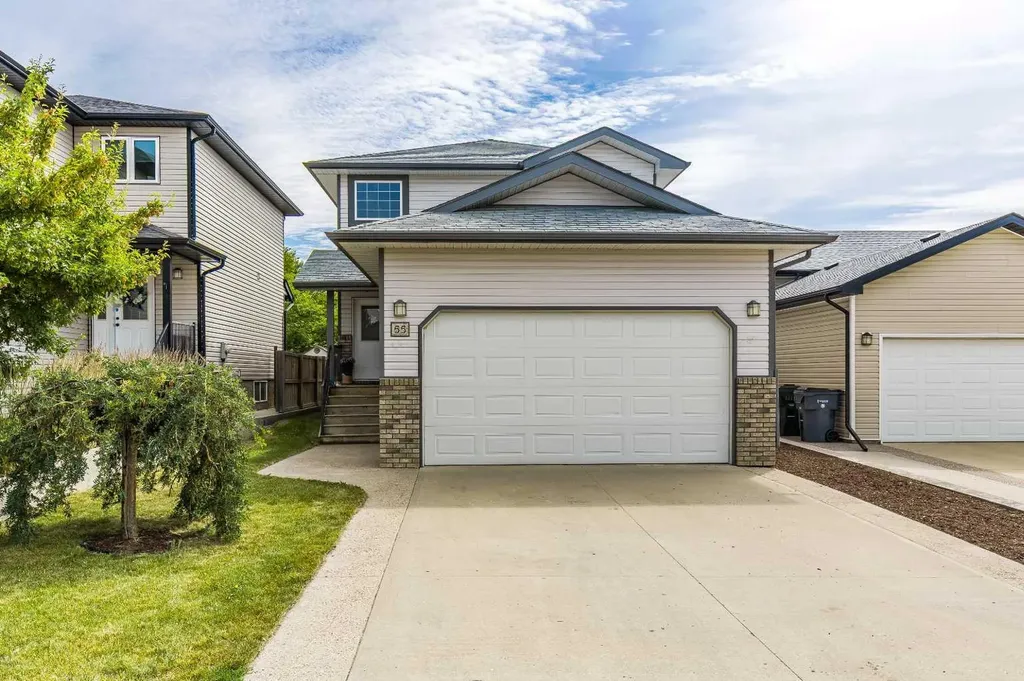 55 Vista Close SE Medicine Hat AB T1B 0A9