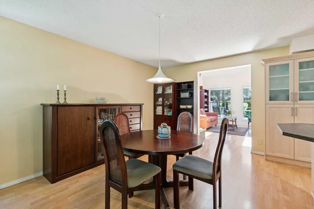 43 Bracken Road Bragg Creek AB T0L0K0