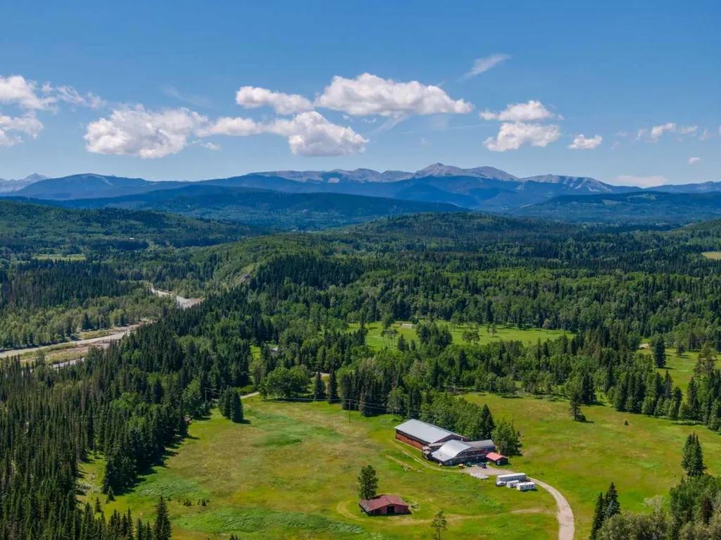 43 Bracken Road Bragg Creek AB T0L0K0