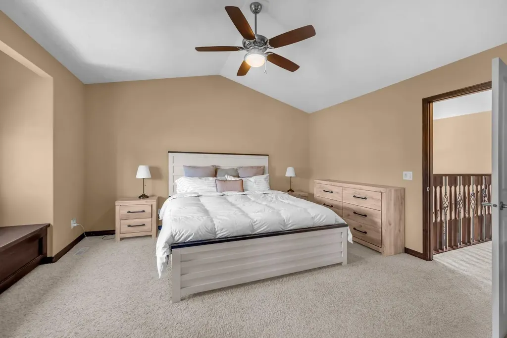 1011 Kings Heights Road SE Airdrie AB T4A0M5