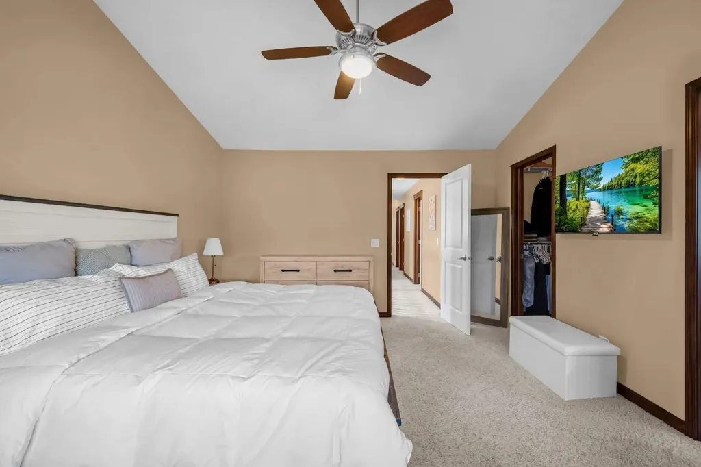 1011 Kings Heights Road SE Airdrie AB T4A0M5