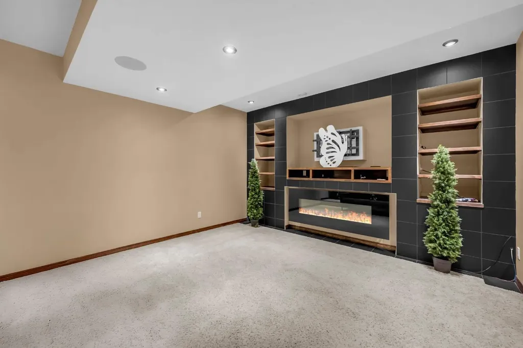 1011 Kings Heights Road SE Airdrie AB T4A0M5