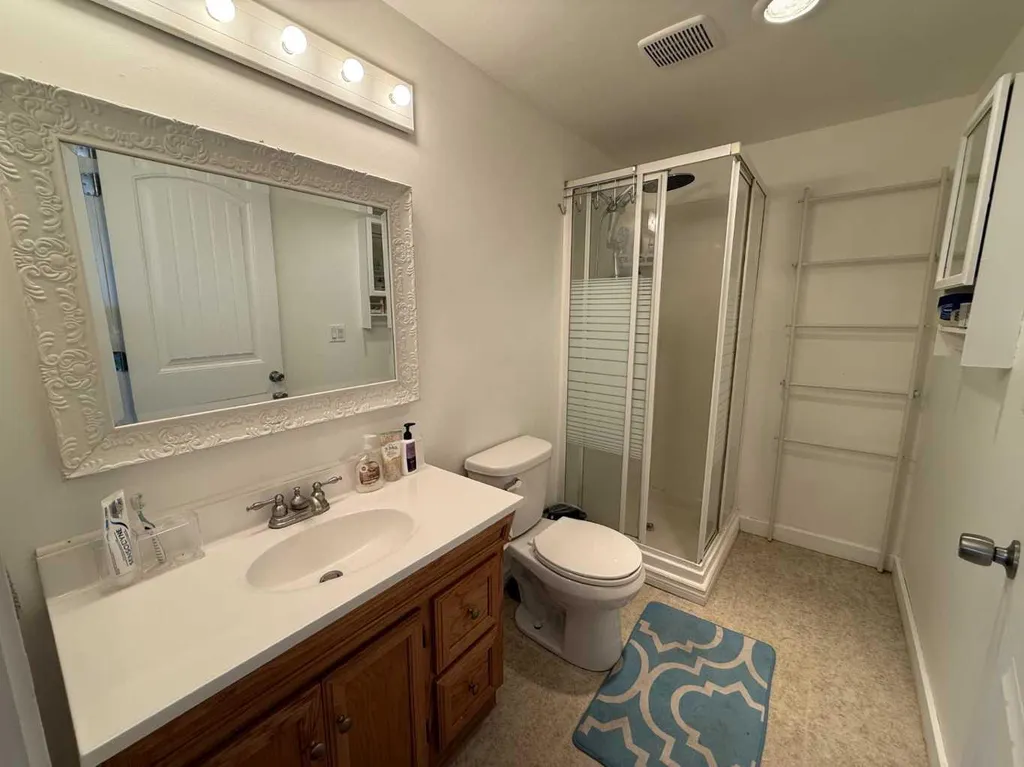 304 5 Avenue E Hanna AB T0J 1P0