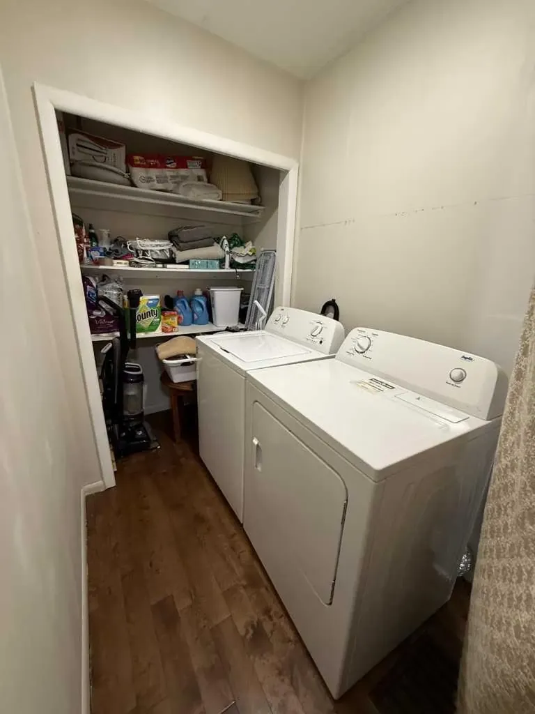 304 5 Avenue E Hanna AB T0J 1P0