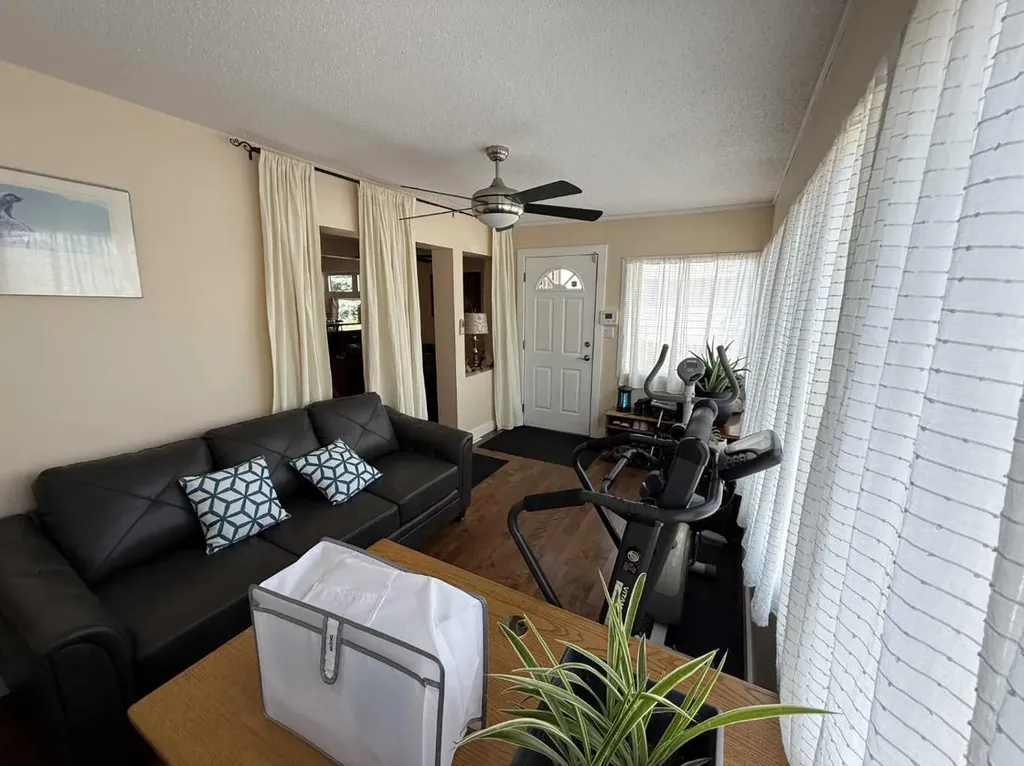 304 5 Avenue E Hanna AB T0J 1P0