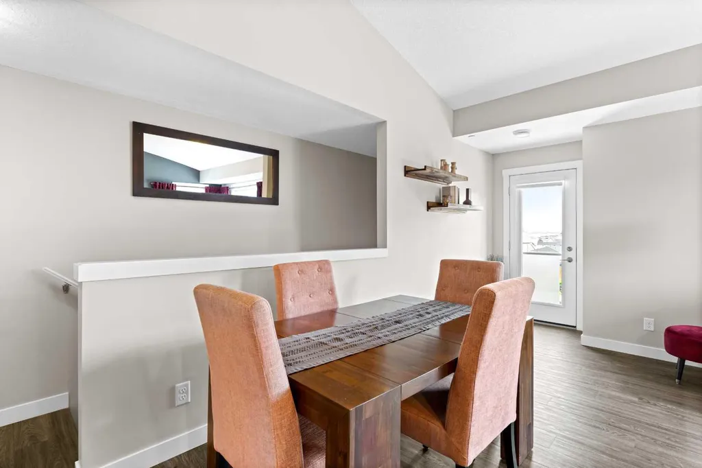 271 Livingston Common NE Calgary AB T3P 1K1