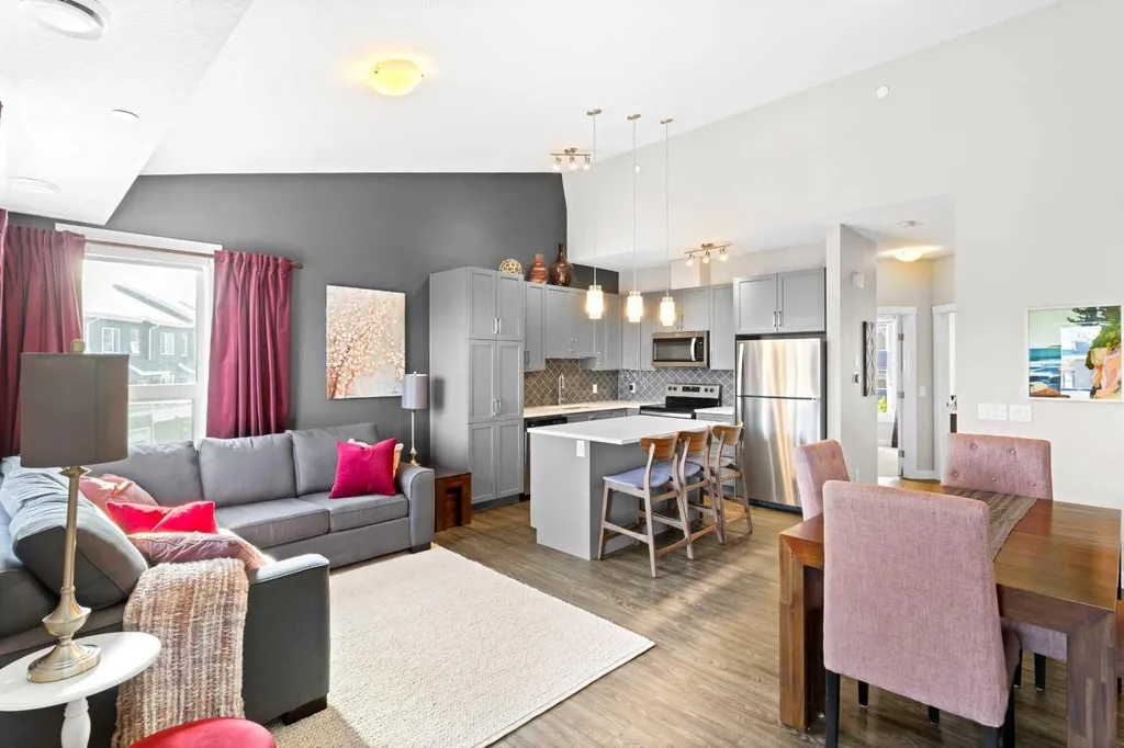 271 Livingston Common NE Calgary AB T3P 1K1