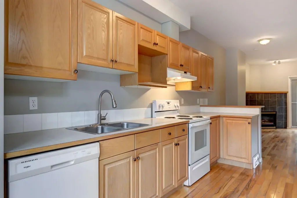 901 Benchlands Trail Canmore AB T1W 2Z8