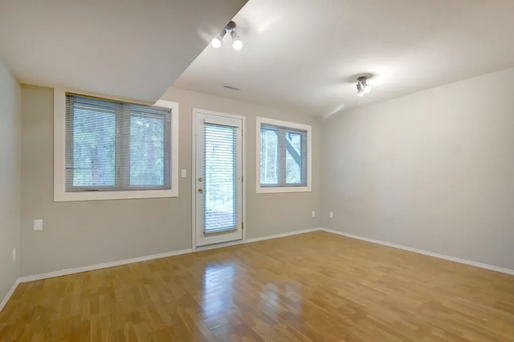 901 Benchlands Trail Canmore AB T1W 2Z8
