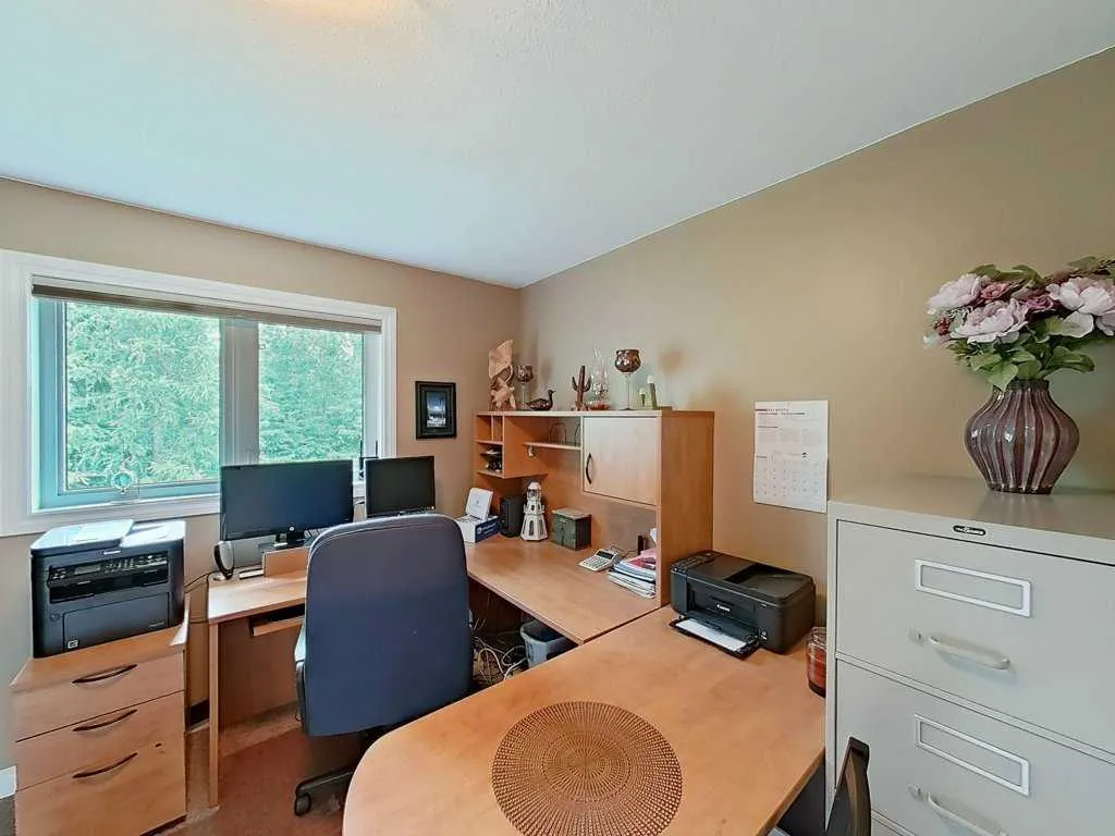 400043 Range Road 6-4 Rural Clearwater County AB T4T 1B7