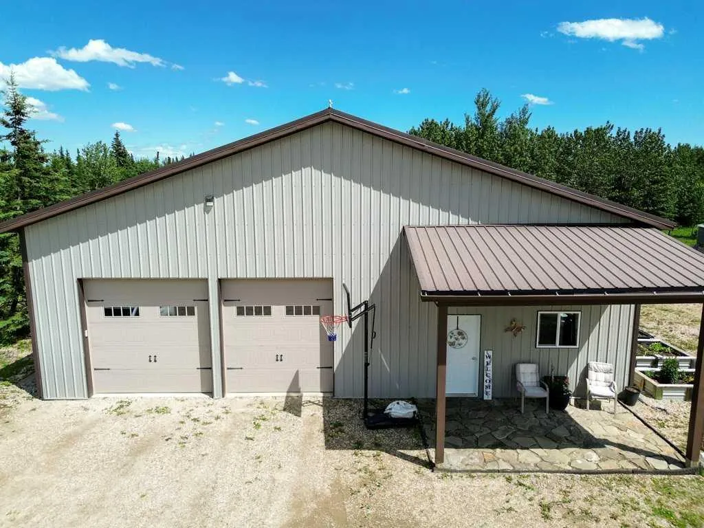 400043 Range Road 6-4 Rural Clearwater County AB T4T 1B7