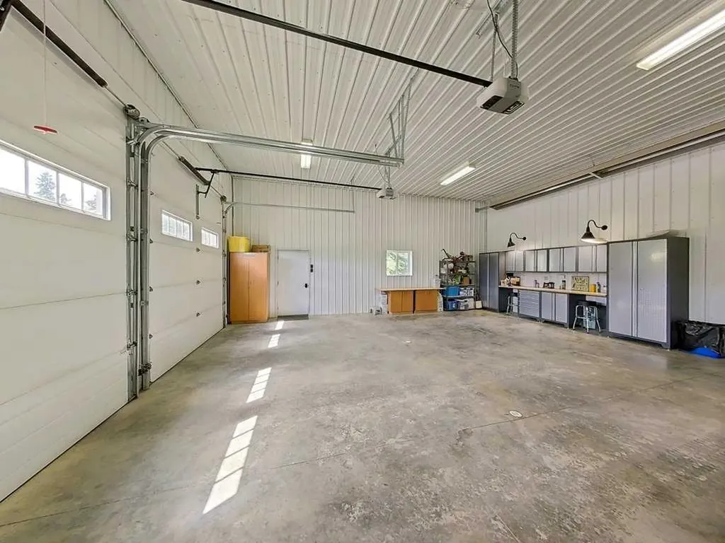 400043 Range Road 6-4 Rural Clearwater County AB T4T 1B7