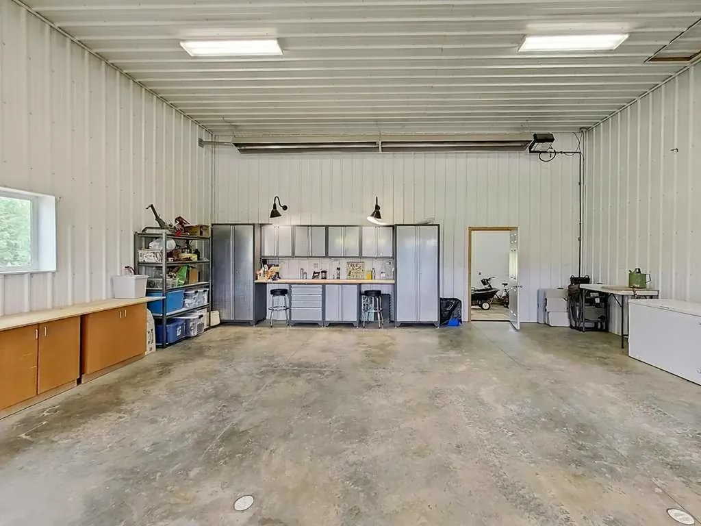 400043 Range Road 6-4 Rural Clearwater County AB T4T 1B7
