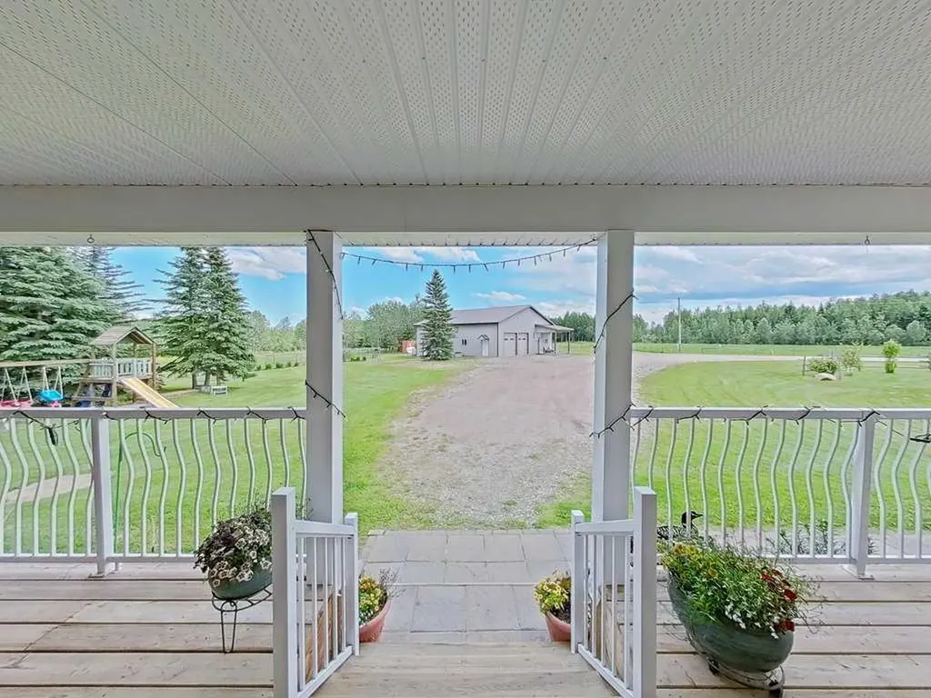 400043 Range Road 6-4 Rural Clearwater County AB T4T 1B7