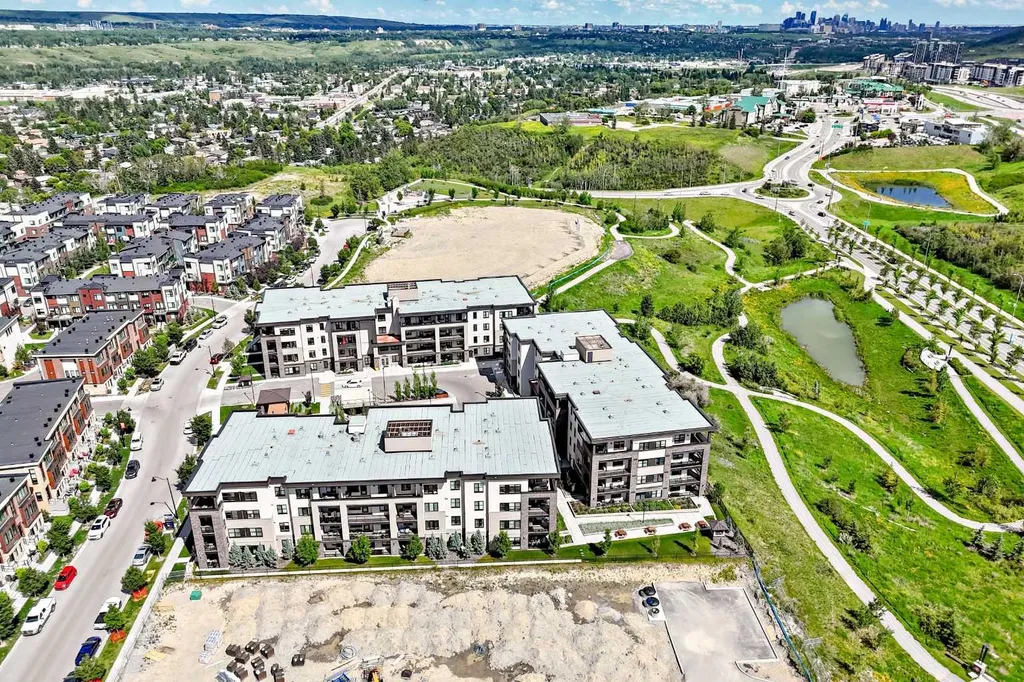 80 Greenbriar Place NW Calgary AB T3B 6J4