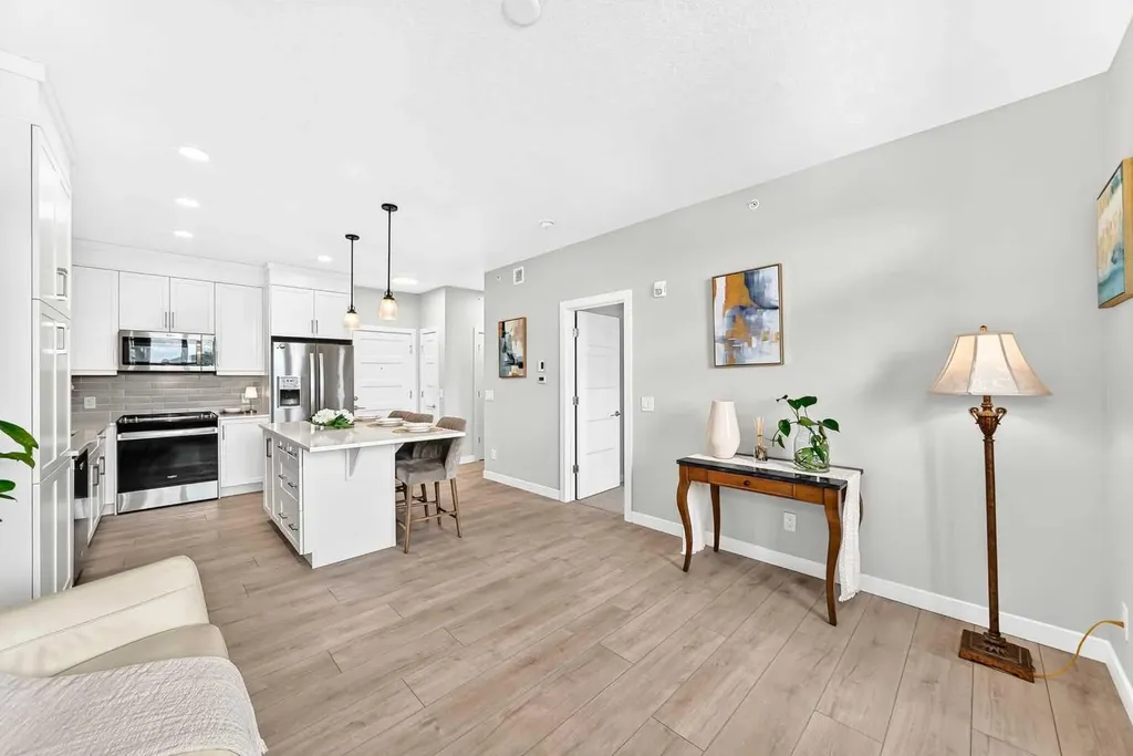 80 Greenbriar Place NW Calgary AB T3B 6J4