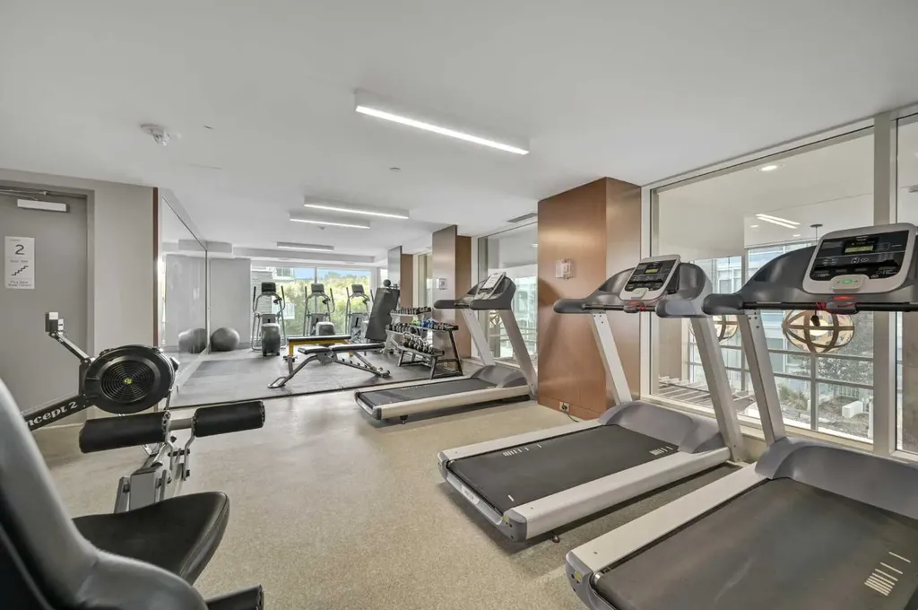 118 Waterfront Court SW Calgary AB T2P 1K8
