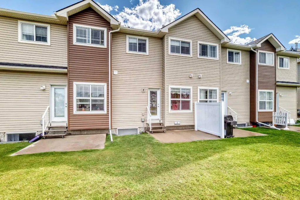 111 Tarawood Lane NE Calgary AB T3J 0C1