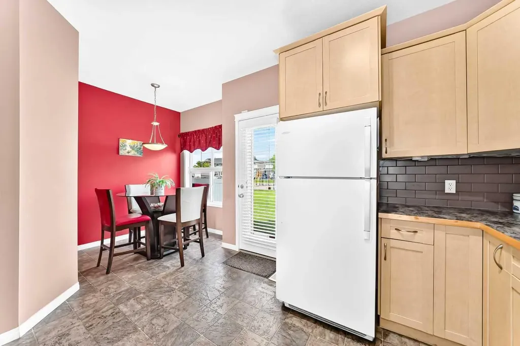 111 Tarawood Lane NE Calgary AB T3J 0C1