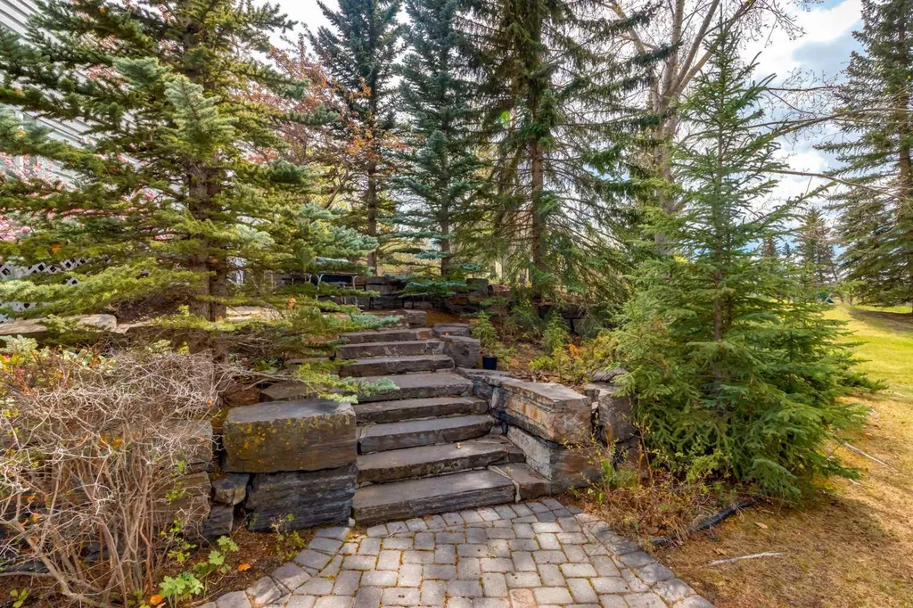 43 Cullen Creek Estates Rural Rocky View County AB T3E 6W3