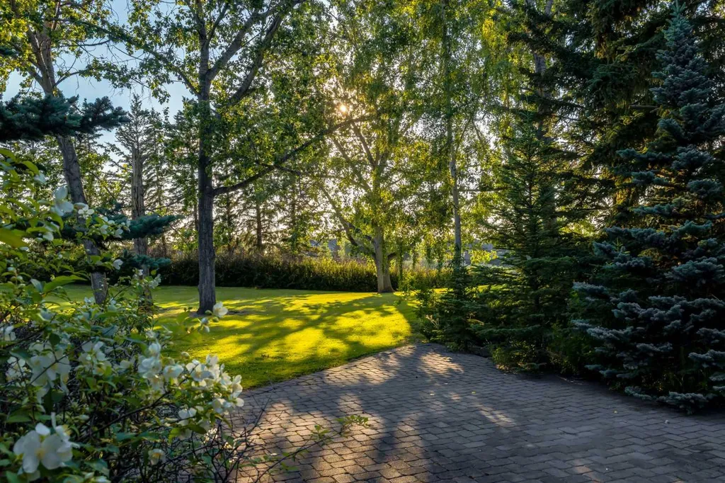 43 Cullen Creek Estates Rural Rocky View County AB T3E 6W3