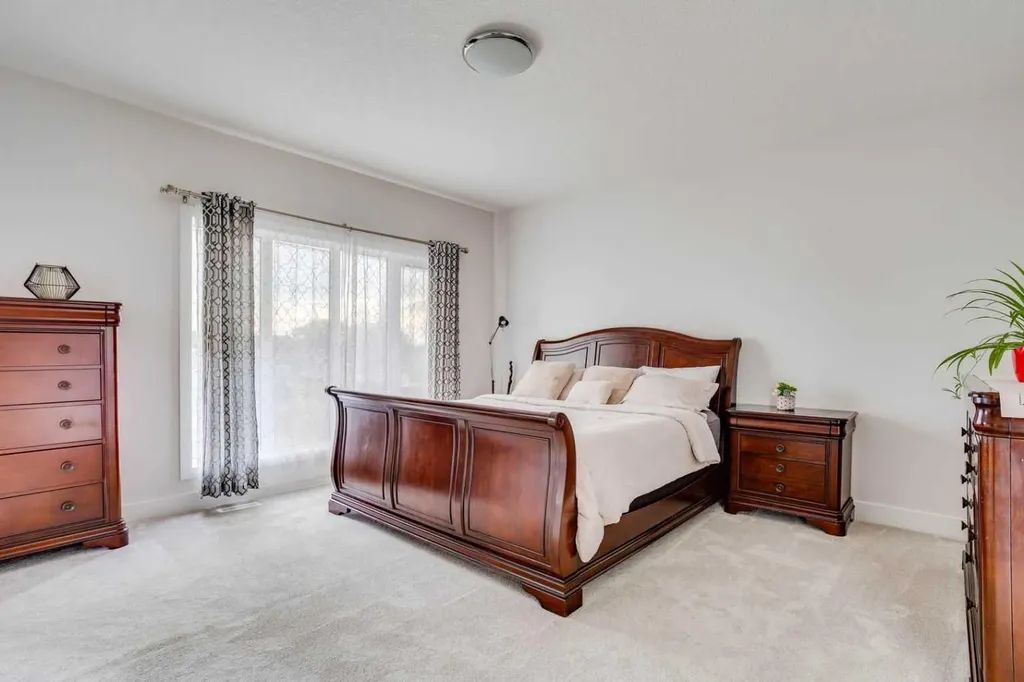 169 Beaveridge Close Fort Mcmurray AB T9H 2V8