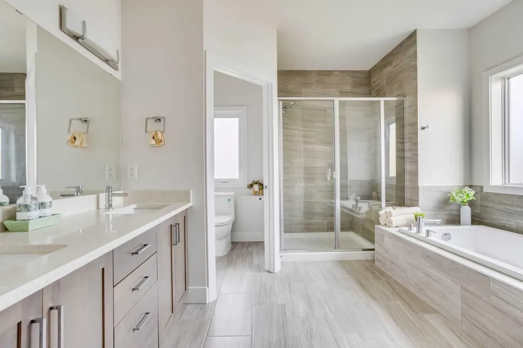 169 Beaveridge Close Fort Mcmurray AB T9H 2V8