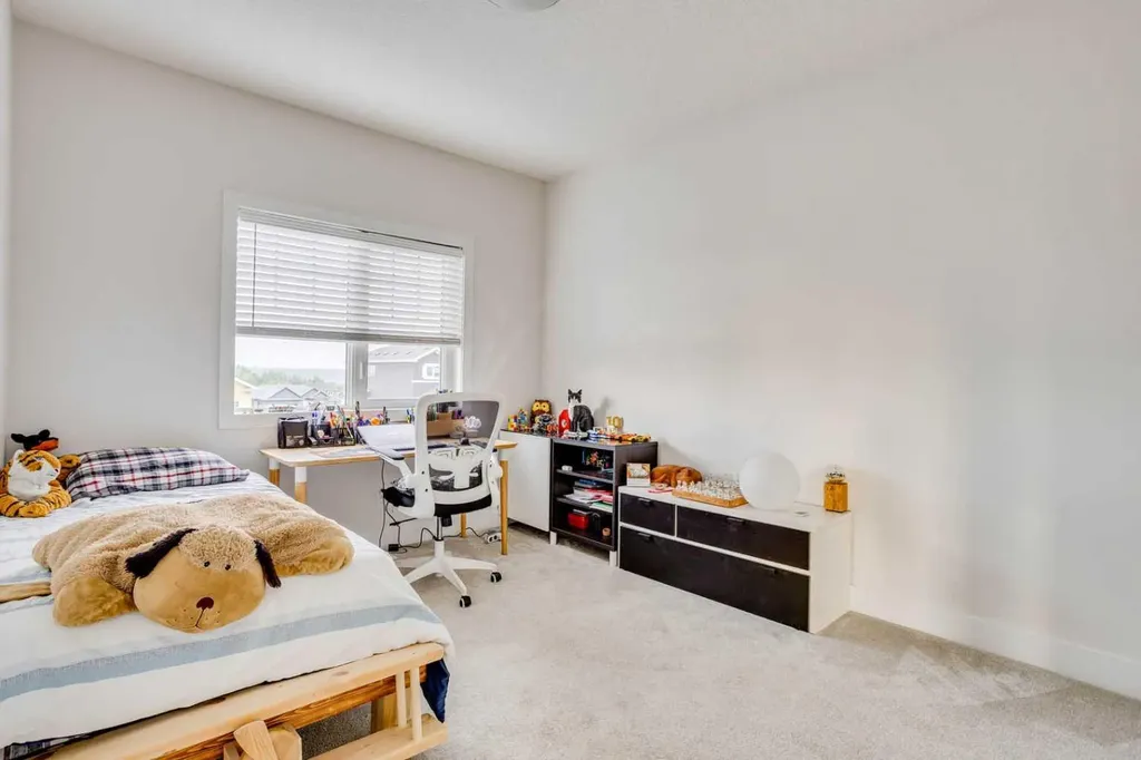 169 Beaveridge Close Fort Mcmurray AB T9H 2V8