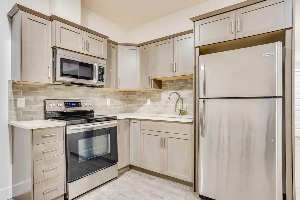 169 Beaveridge Close Fort Mcmurray AB T9H 2V8