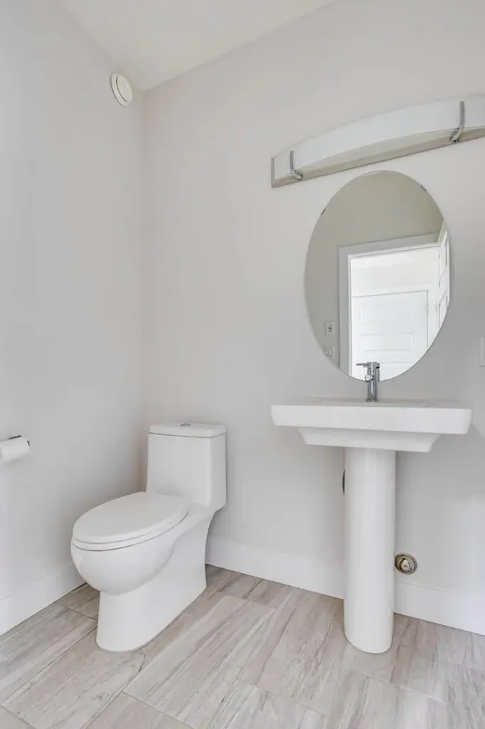 169 Beaveridge Close Fort Mcmurray AB T9H 2V8