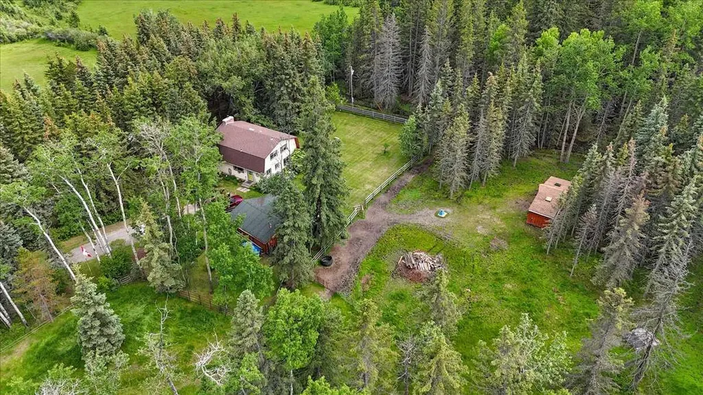 304241 278 Avenue W Rural Foothills County AB T0L 1K0