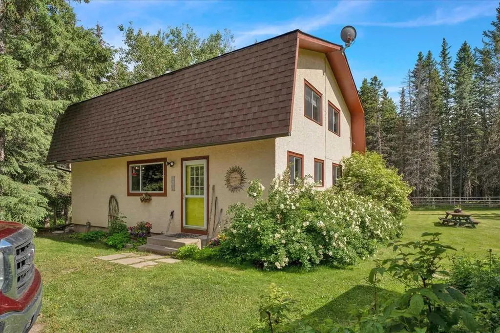 304241 278 Avenue W Rural Foothills County AB T0L 1K0