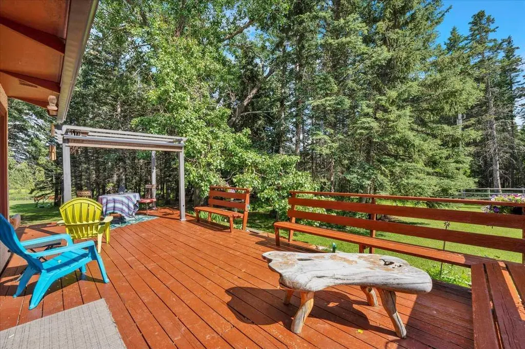 304241 278 Avenue W Rural Foothills County AB T0L 1K0